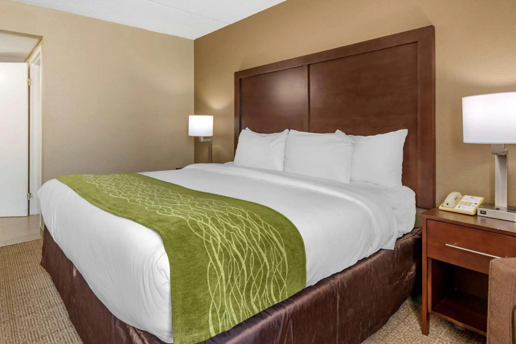 Comfort Inn Edison - New Brunswick