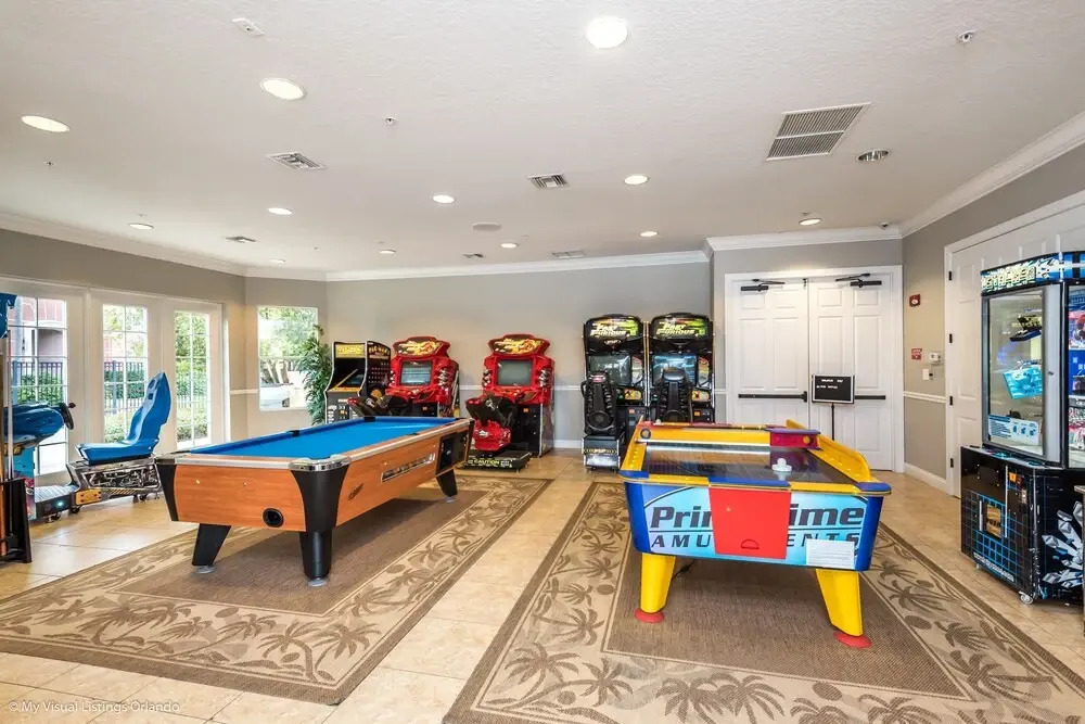 Elegant and Spacious 3BD Town Home With CDC Standards - CLOSE to Convention Center #3VC007