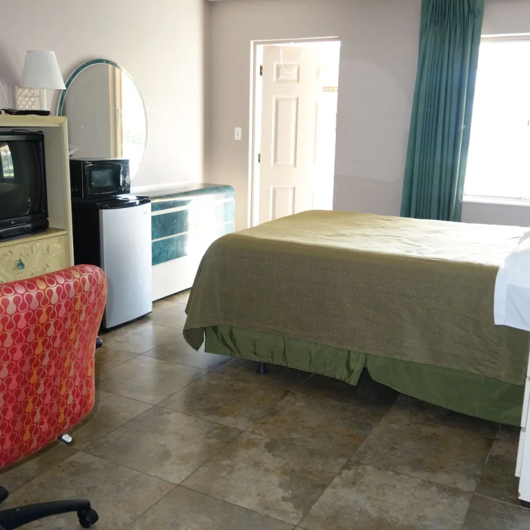 Palm City Motel