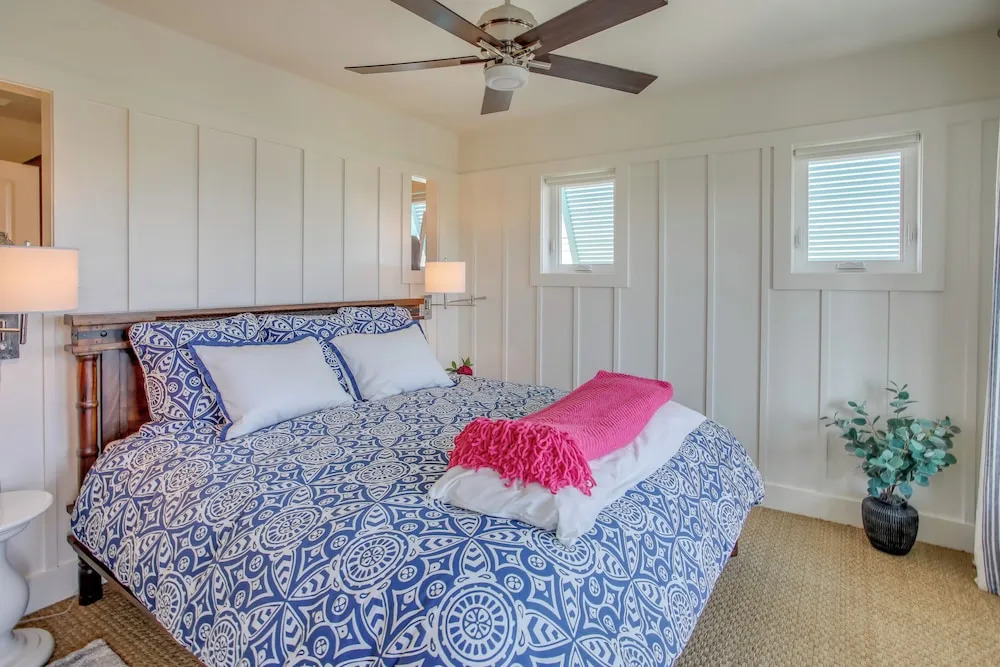 Holden Beach House w/ Boat Dock: Steps to Beach!