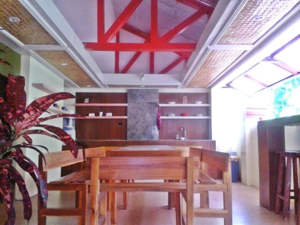 Our Melting Pot Hostel - El Nido