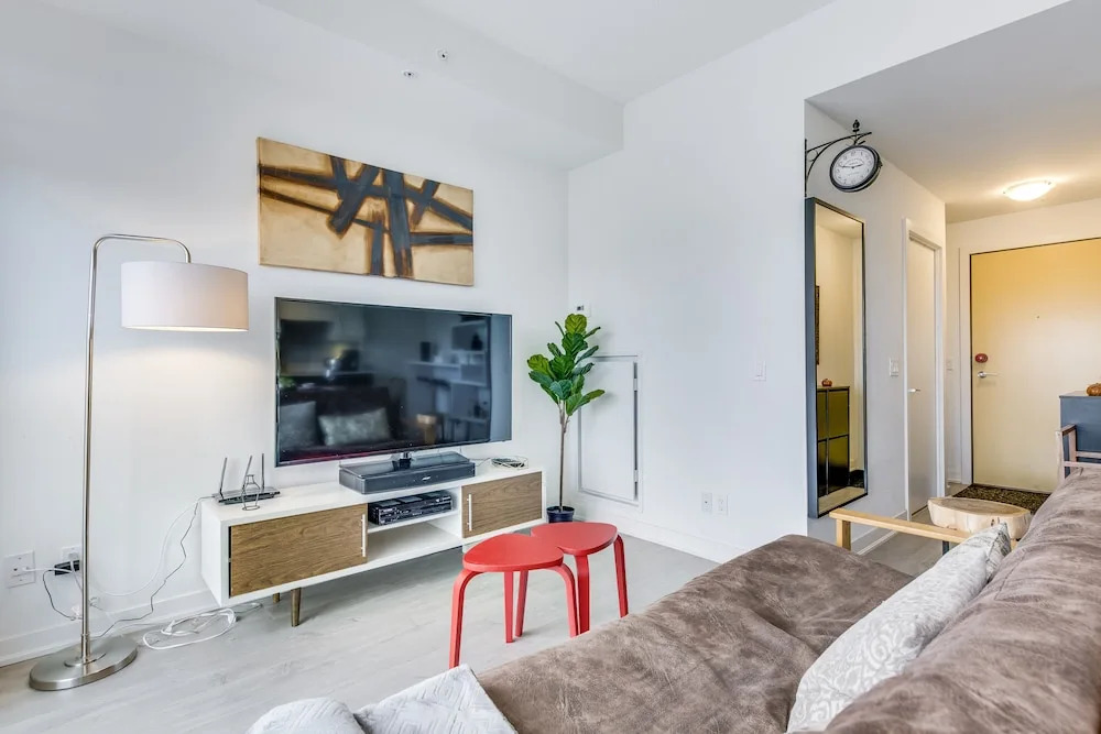 Amazing 1BR Luxury Condo Sleeps 3