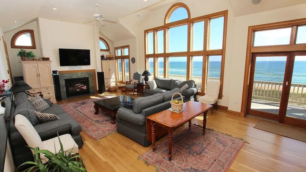 Wellfleet - 6 Br Home