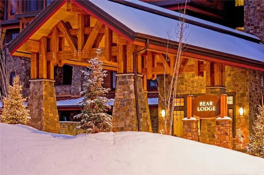 6308 Bear Lodge, Trappeur's Crossing Apartment 3