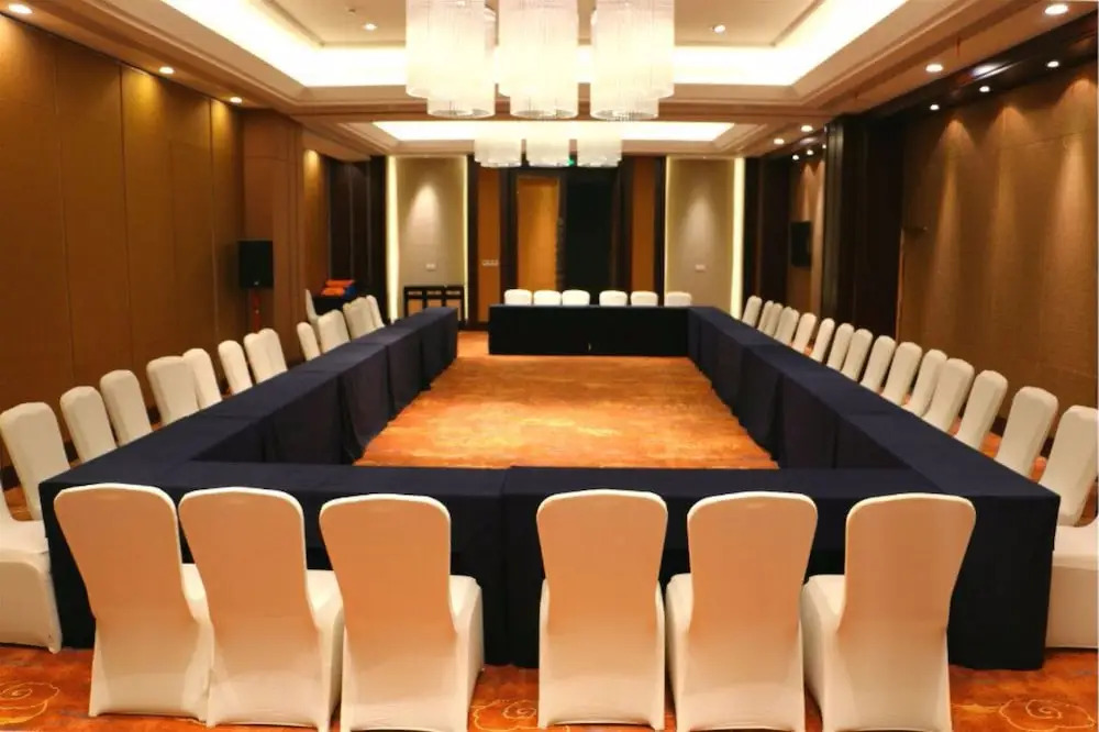 Qiandao Lake Pearl Peninsula Hotel