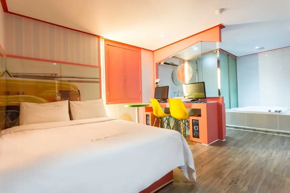 In Hotel
