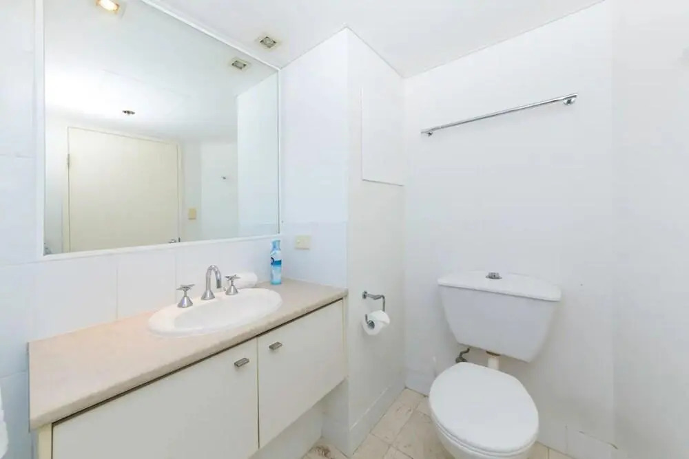 1 Bedroom Apartment In CBD Views