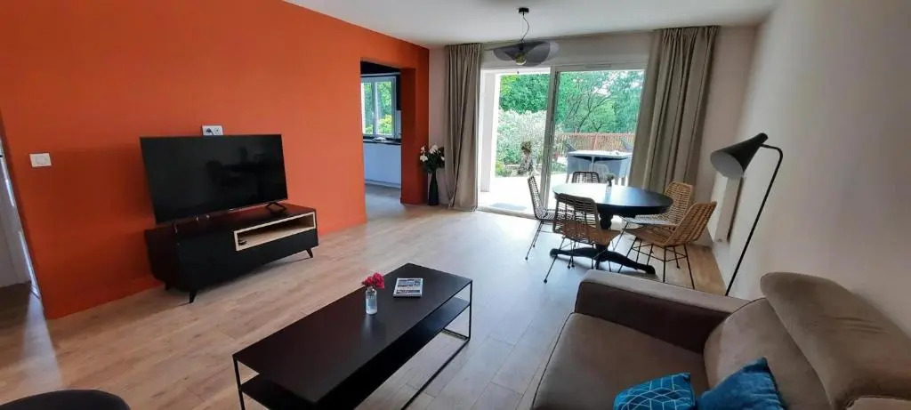 PARABISU TTIKIA "Petit Paradis"