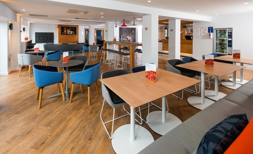 Holiday Inn Express Cardiff Bay by IHG