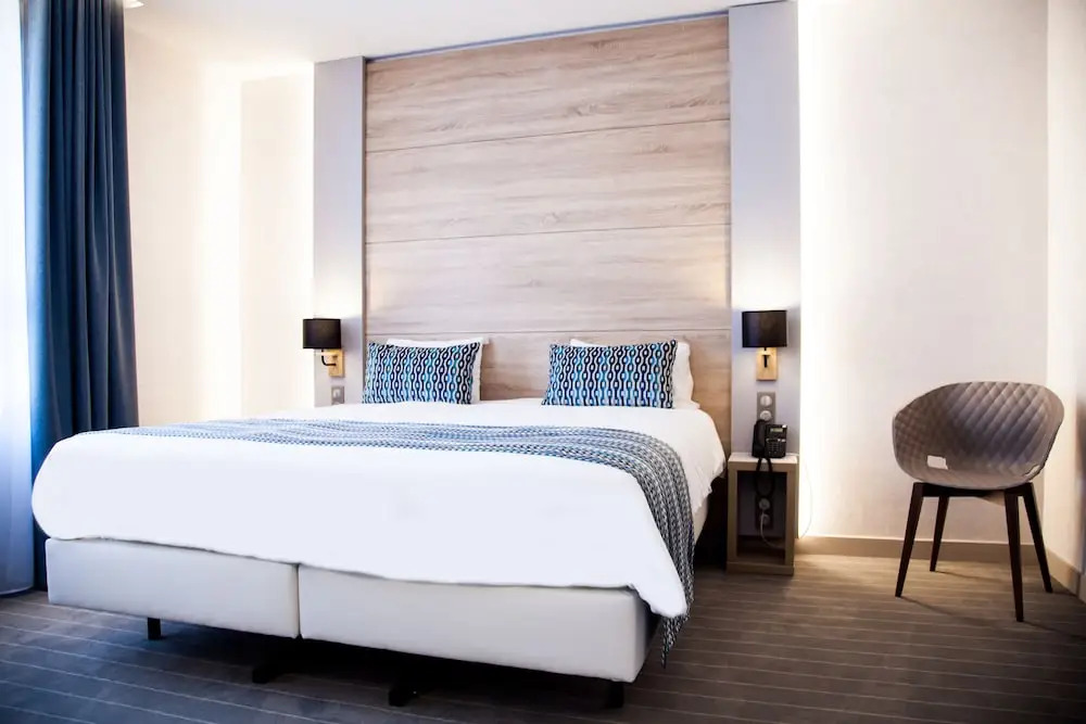 Logis Hotel Relais Saint Jacques - Châteauroux