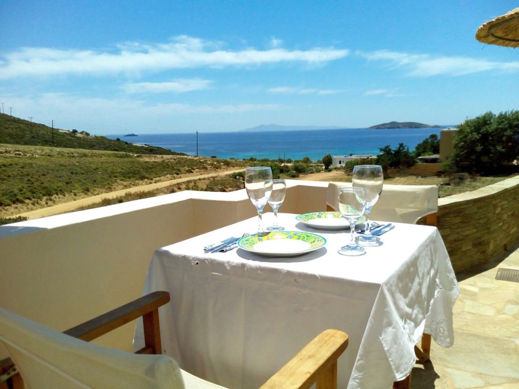 Luxury Family Apartment - Pool, Seaview, 200m Beach