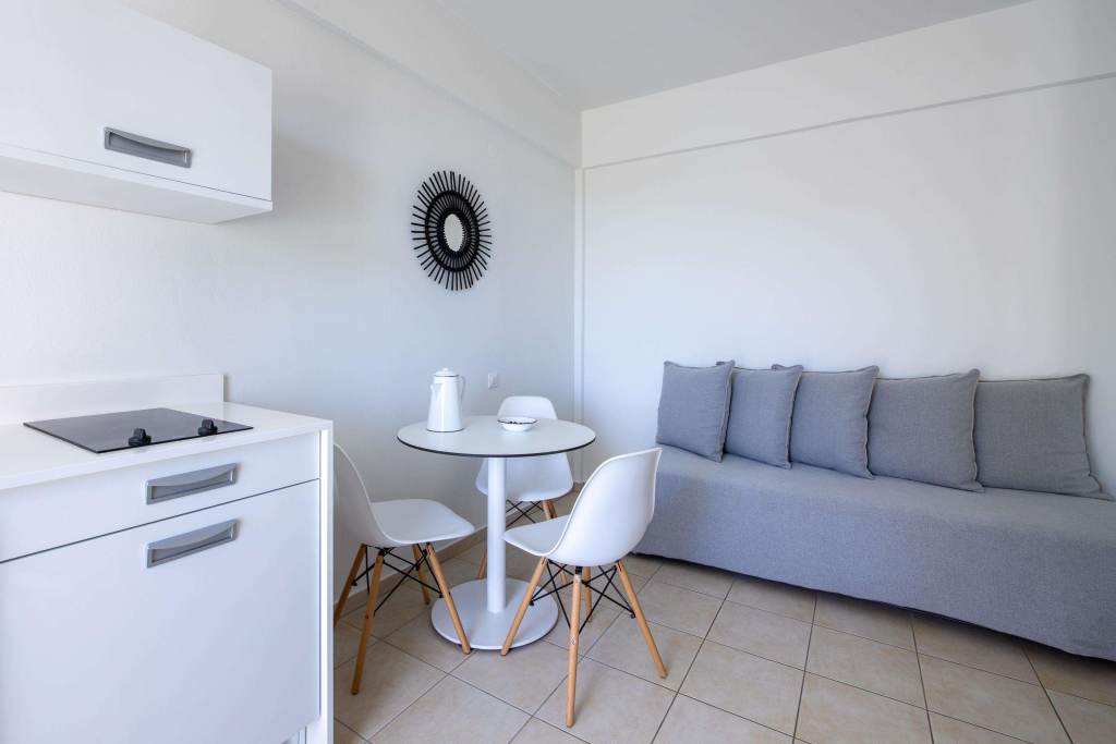 Akrogiali Beach Hotel Apartments
