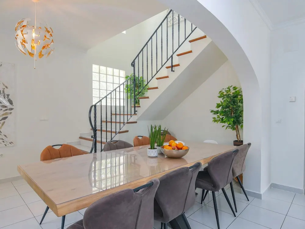 Spacious, Luxurious 10 Person Villa Moraira, 2 Minutes From the Beach, Pool & Terraces