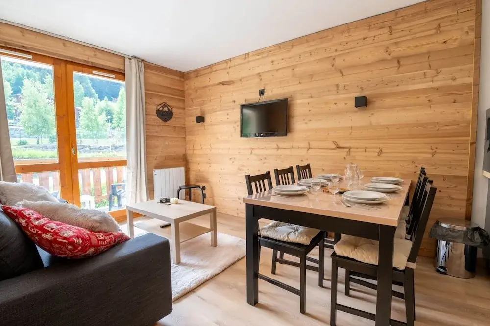Apartment in Modane With Mountain Views