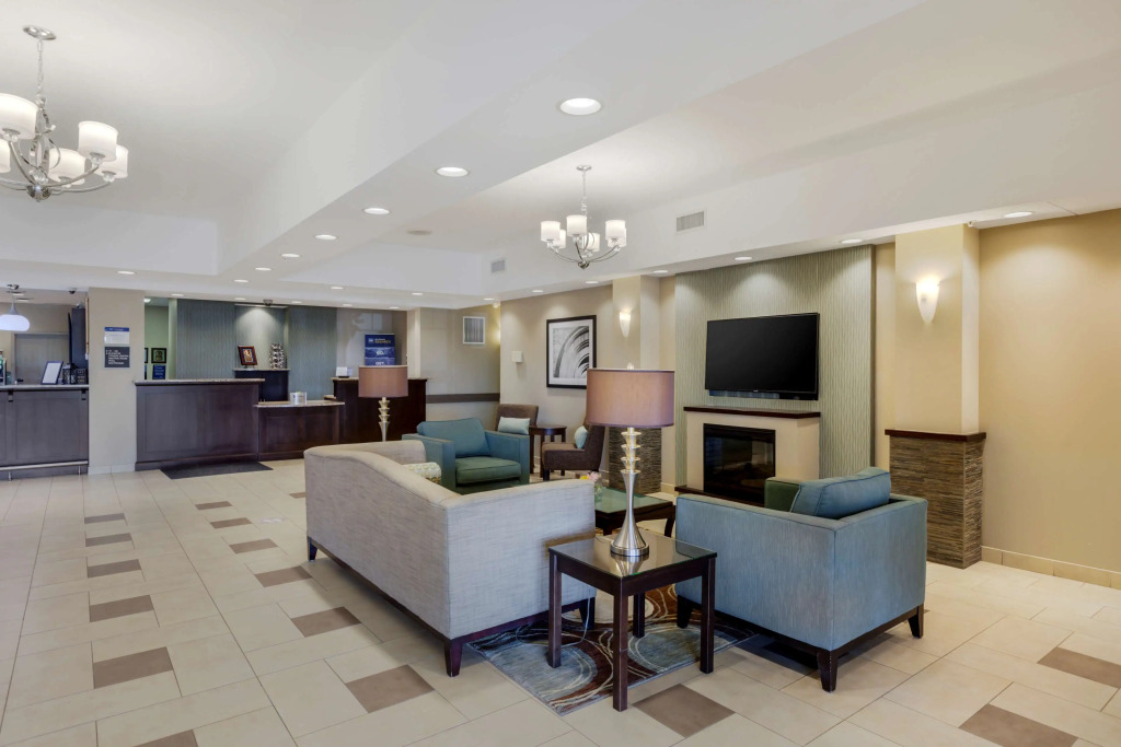 Best Western Plus Walkerton Hotel & Conference Centre