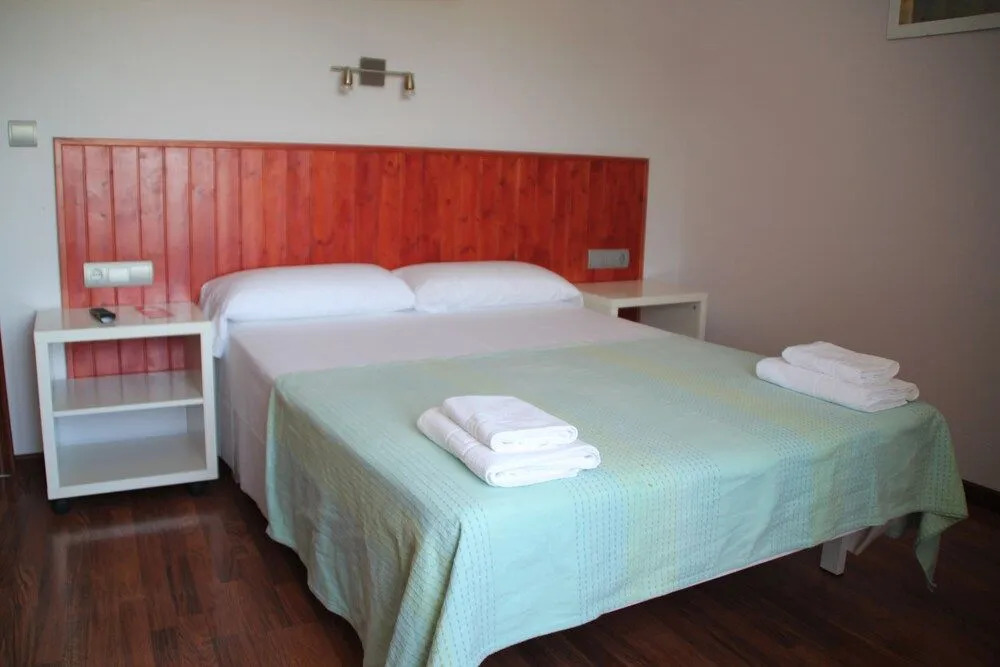 Hostal Cruce