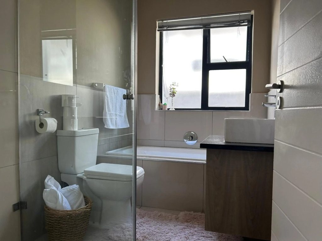 Shalom Guest House
