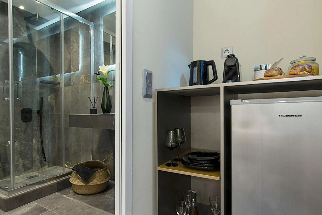 Athens Imperial Suites - Luxury Living
