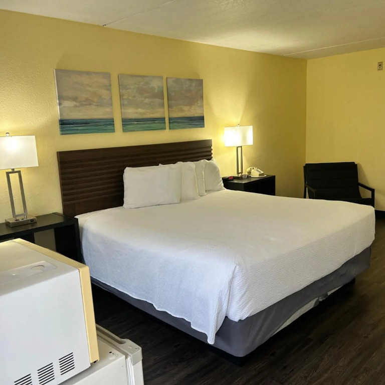 Seven Gables Inn