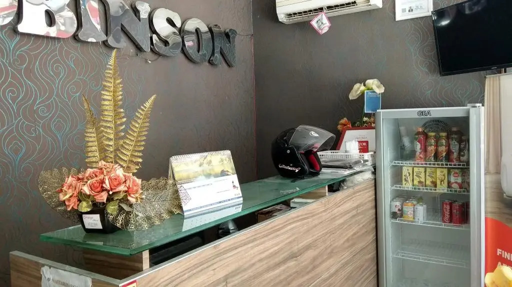 OYO 90002 Wisma Robinson