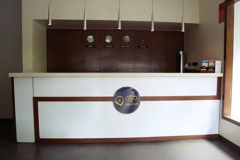 OYO 697 The Sirona Hotel