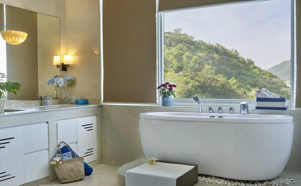 The Wind Resort - Tropical Hillside Escape