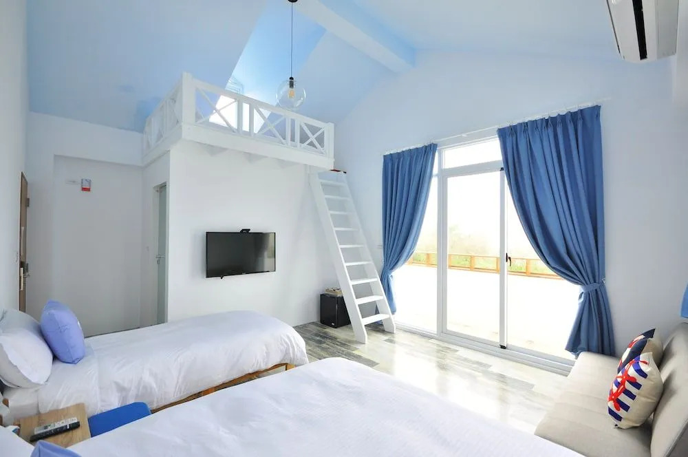 Sea Daughters Homestay