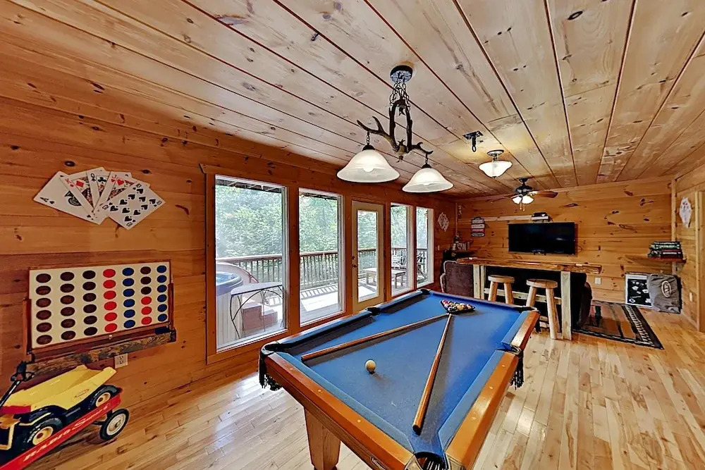 New Listing! Epic W/ Game Room & Hot Tub 2 Bedroom Cabin