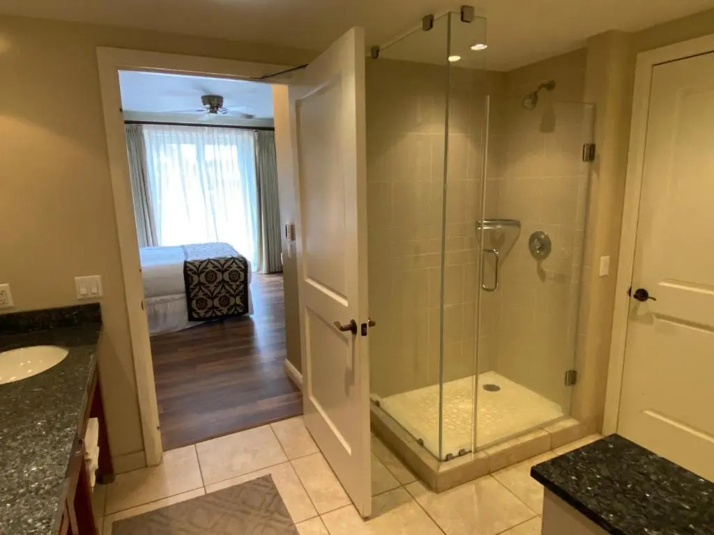 Large 1BR Luxury Condo at Honua Kai w/Huge Lanai K224