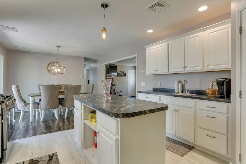 Walk to Lake Wallenpaupack: Poconos Vacation Home