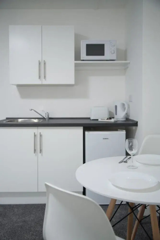 Tlk Apartments And Hotel