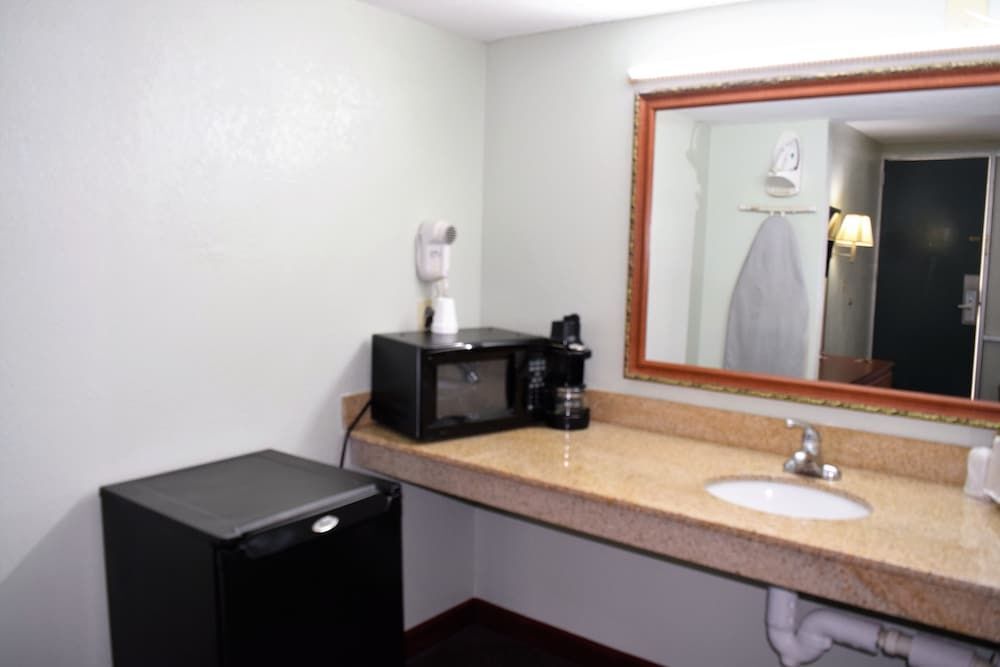Liberty Inn