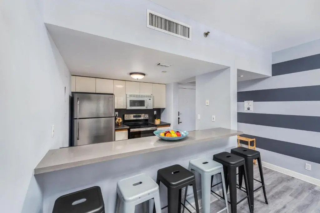 South Beach Suites in Ocean Drive