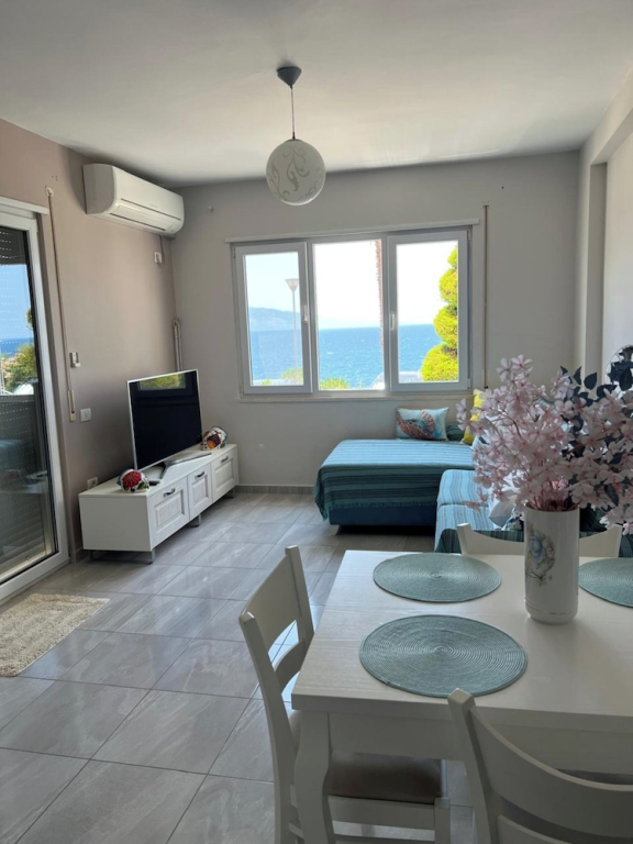 Albania Dream Beachfront Apartment