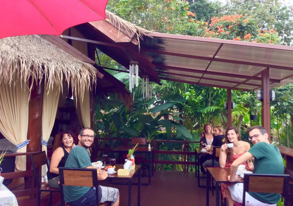 Pura Vida Pai Resort