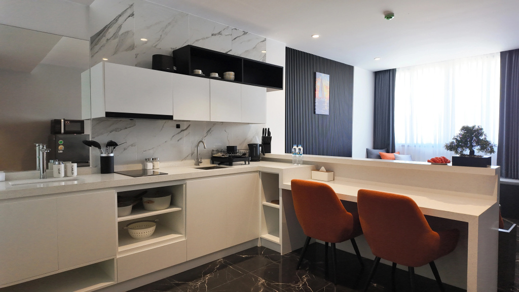 Квартира Modern Contrast Studio in Utopia Dream Max Nai Harn
