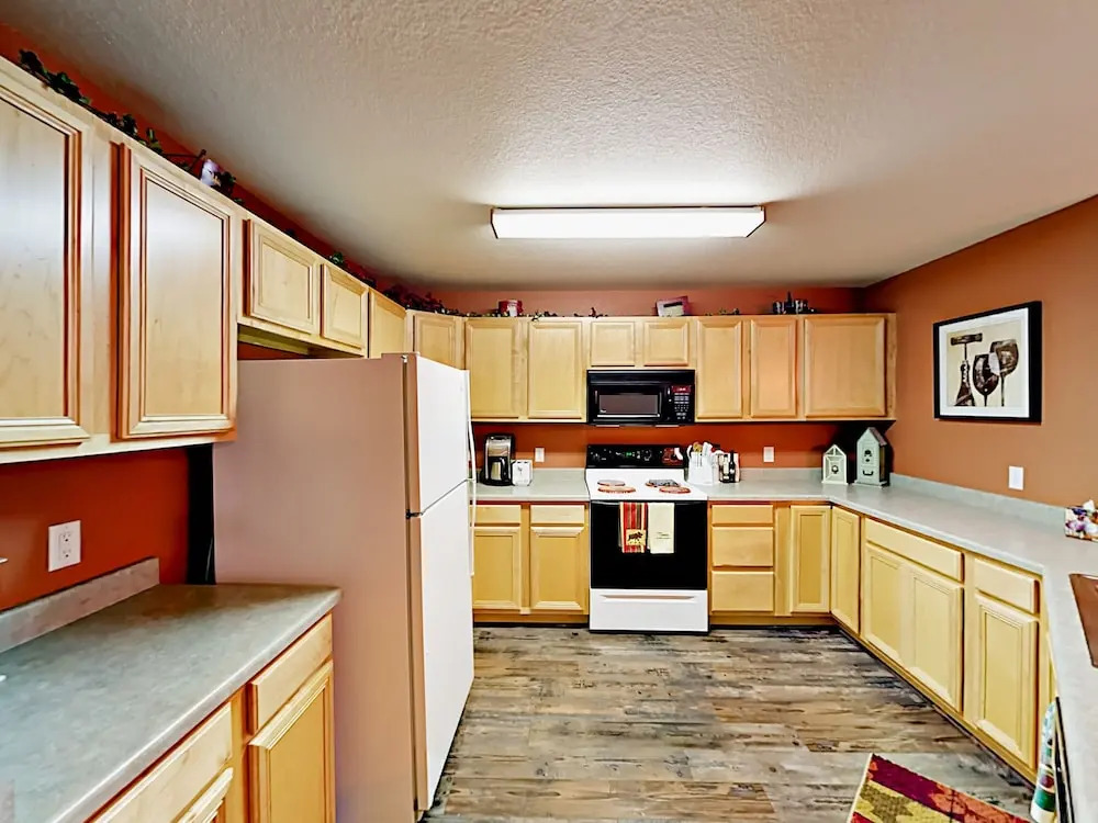 1395 Morgan Ct Condo Unit 702