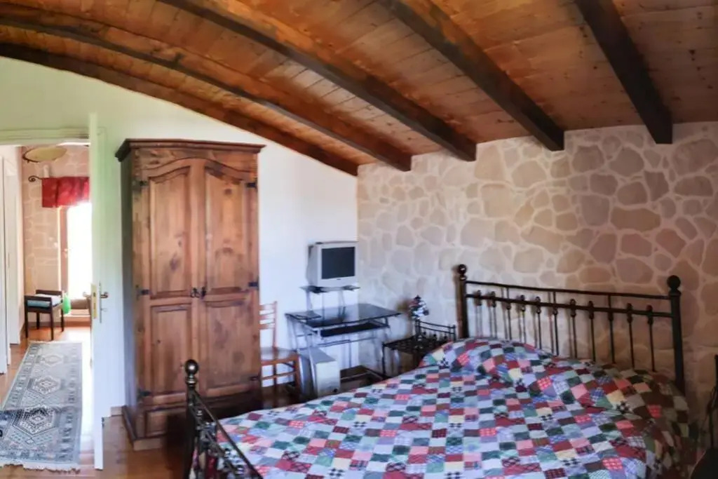 Villa Neli, Palazzolo Acreide, Siracusa, Hot Tub, Wi-Fi & Parking