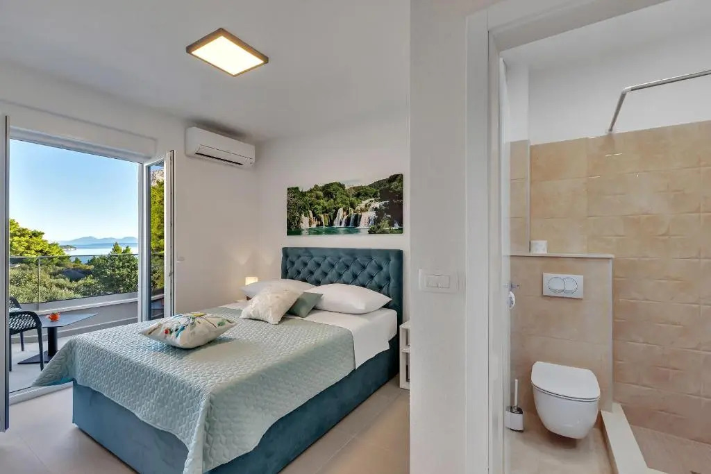 Family friendly apartments with a swimming pool Podgora, Makarska - 18920