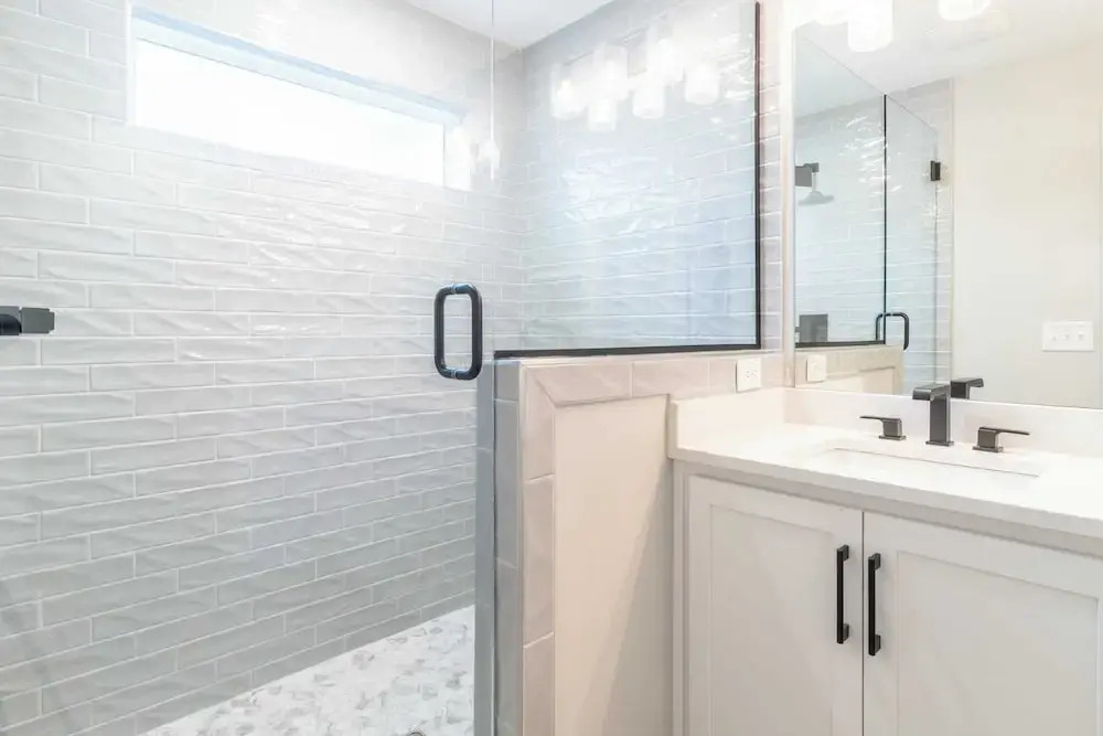 Monty by Avantstay 4bdr 4ba, Balcony w/ Outdoor Seating, 5mins to DT