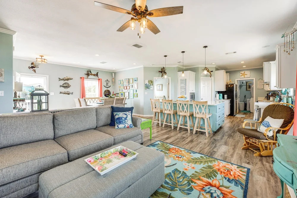 1 Mi to Marina: Rockport Vacation Rental