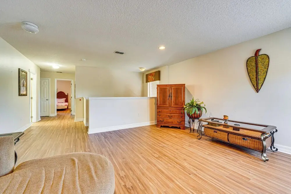 Lanai & Game Room: Vacation Home in Davenport