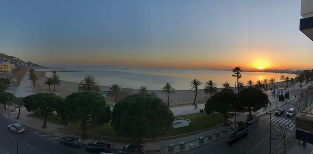 Apartment with 2 Bedrooms in Roses, with Wonderful Sea View, Furnished Balcony And Wifi - 10 M From the Beach