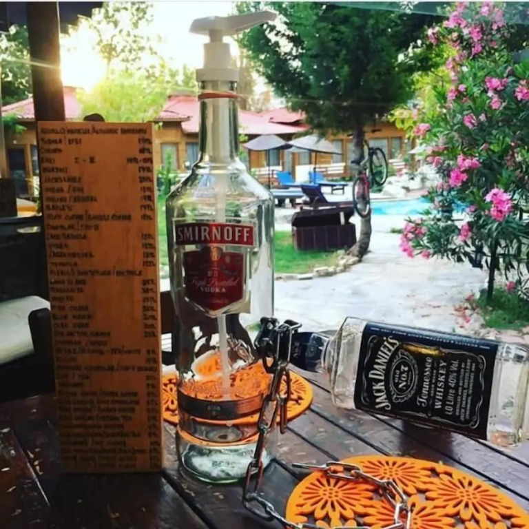 Utopia Lodge Hotel
