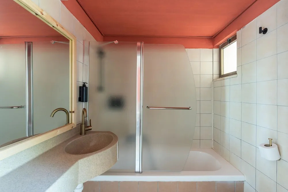Almog Hotel