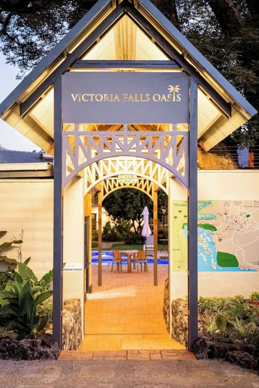 Victoria Falls Oasis