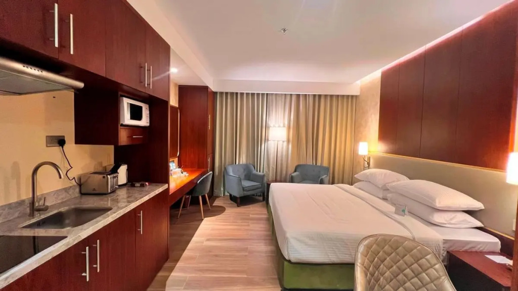 City Seasons Suites