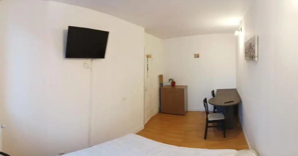 Chambre 14m² proche Saclay / Massy bus à 2' à pied