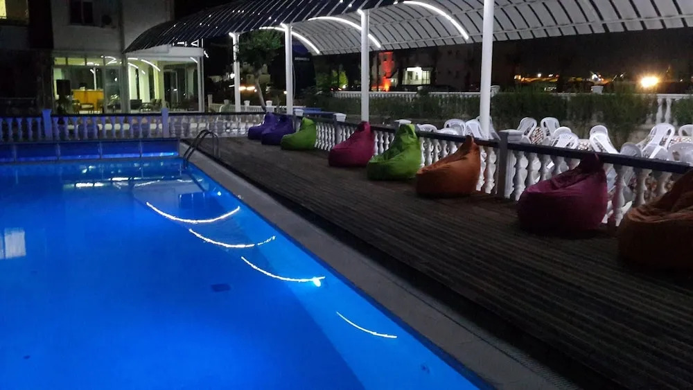 Jasmin Court Apart Otel