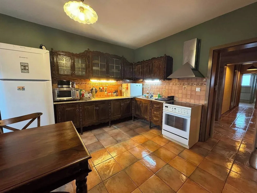 Villa Boyana City & Relax with Hot Jacuzzi and Sauna by BookVillaBG